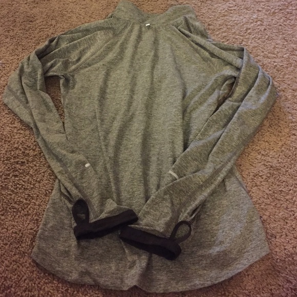 Nike women's running half zip - Picture 4 of 4