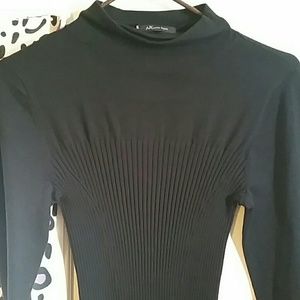 Black long sleeve tee