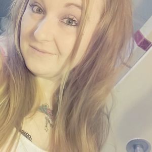 Meet your Posher, Arika