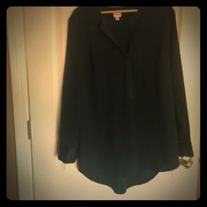 Long sleeved green shirt