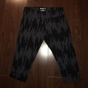 Marika Tek Workout Capri Printed Leggings