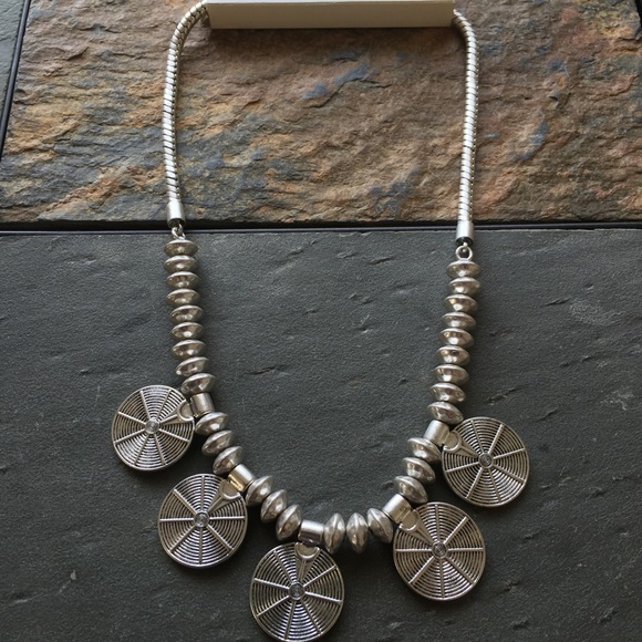 NWT Lucky Brand necklace