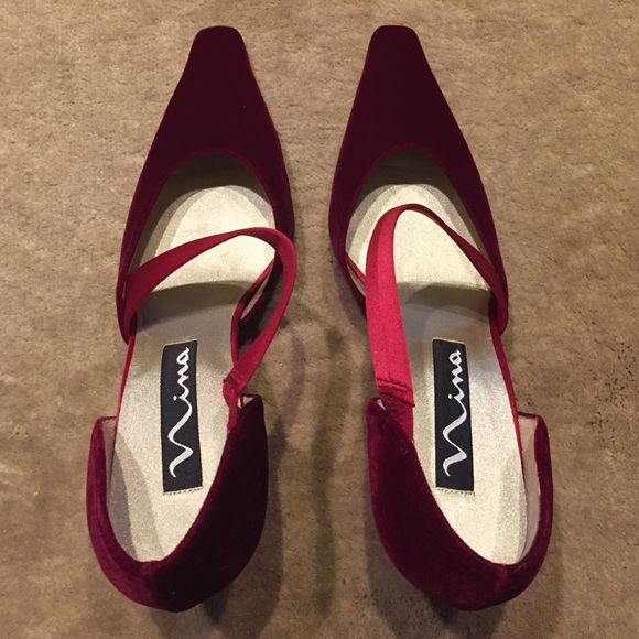 Nina, brand new in box, Cabernet red suede heels