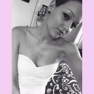 Meet your Posher, Sabrina