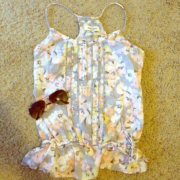 Abercrombie top