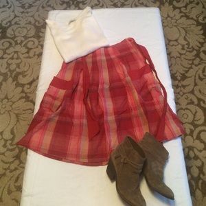 Gorgeous H&M plaid circle skirt with pockets!