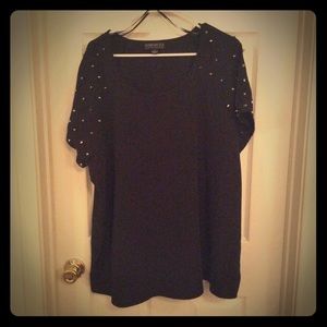 Studded sleeve forever 21+ top