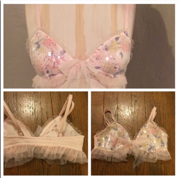 VS Darling Sequin FloralBow Bralette! - Picture 2 of 6