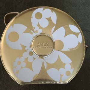 NWOT Marc Jacobs "Hat Box" cosmetic case!