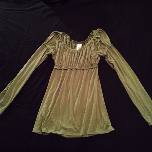 Long sleeve top - Picture 1 of 3