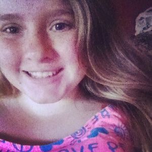 Meet your Posher, Brooke