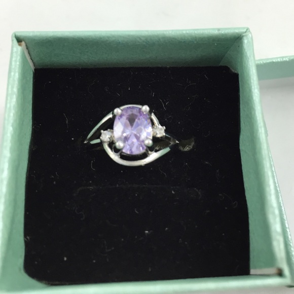 Jewelry - Beautiful Amethyst ring