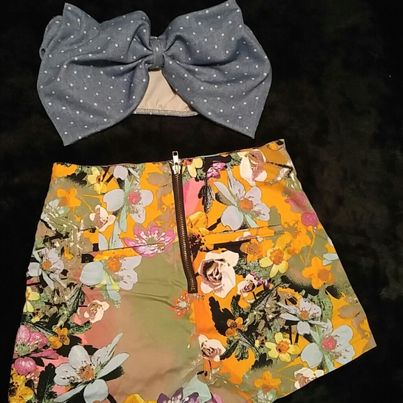 High waist short and bow bandeau