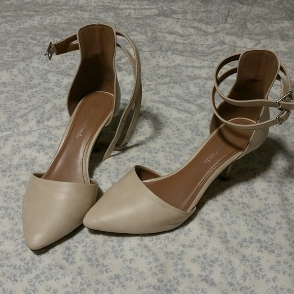 Pointy heels