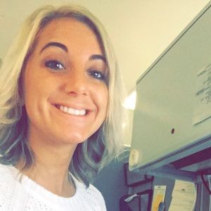 Meet your Posher, Corrine