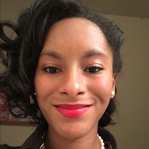 Meet your Posher, Leilani