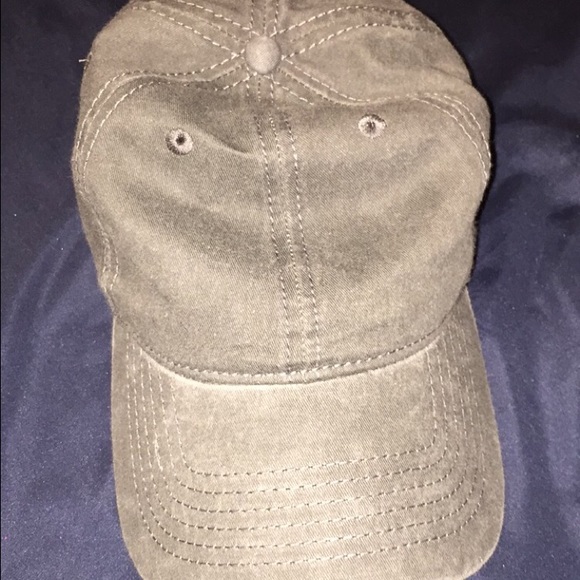 Plain Brandy Melville hat