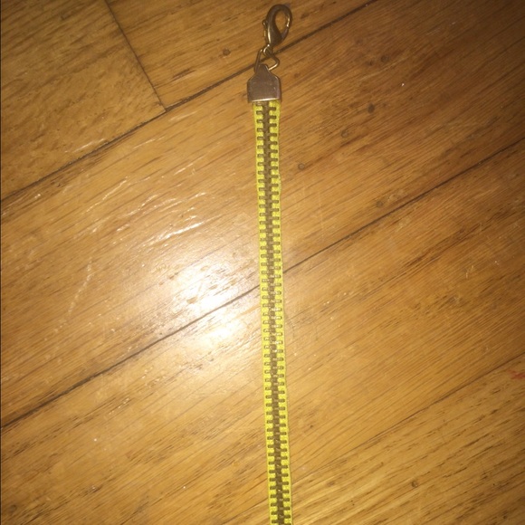 Zipper bracelet