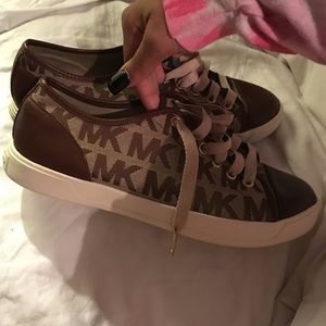 MK shoes