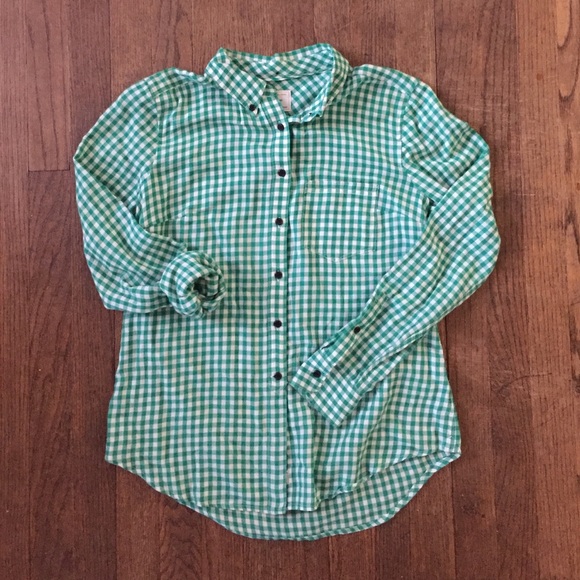 Gap Shrunken Boyfriend Button-Up Shirt