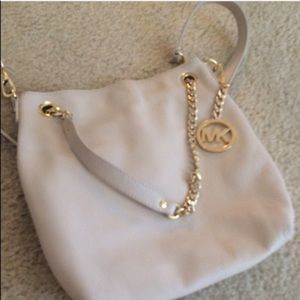 ❌Closet CLEAR OUT❌1.99 shipping until 12/13❗️❗️