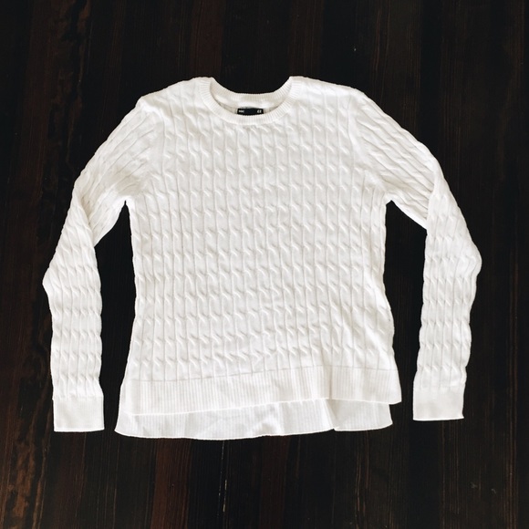 White cable knit sweater