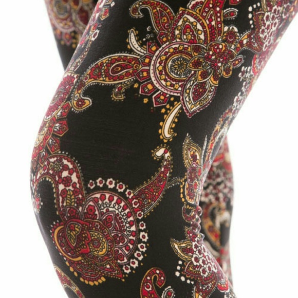 Pants - 🔥 Sale last pair🔥Paisley print leggings