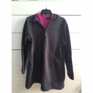 Mondetta Sweater/ light jacket