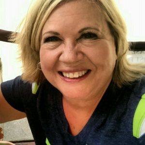 Meet your Posher, Linda