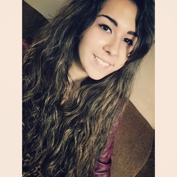 Meet your Posher, Julianna