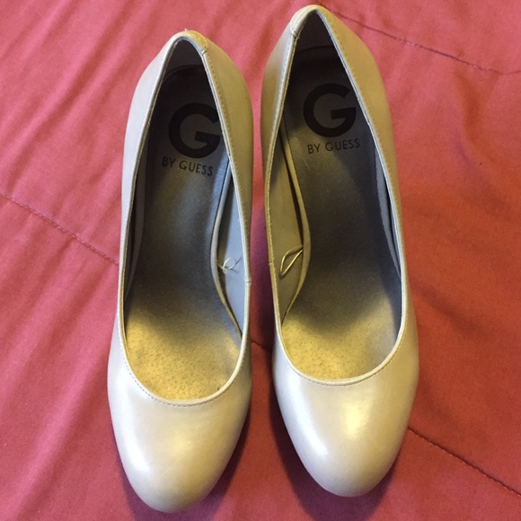 Guess grayish heels - Picture 1 of 4