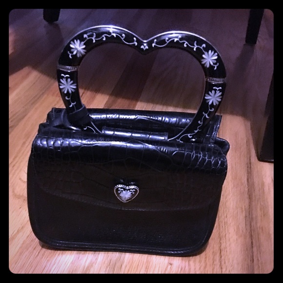 Heart Brighton clutch