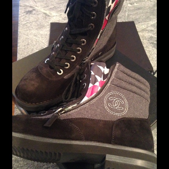 💋Chanel Boots💋 - Picture 4 of 4