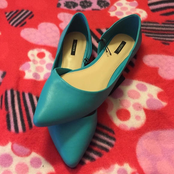 🚫SOLD🚫 Turquoise Pointed Toe Flats