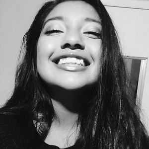 Meet your Posher, Daniela