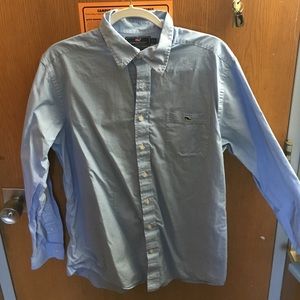 Blue vineyard vines button down