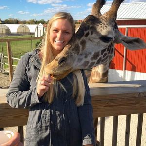 Meet your Posher, Rachel