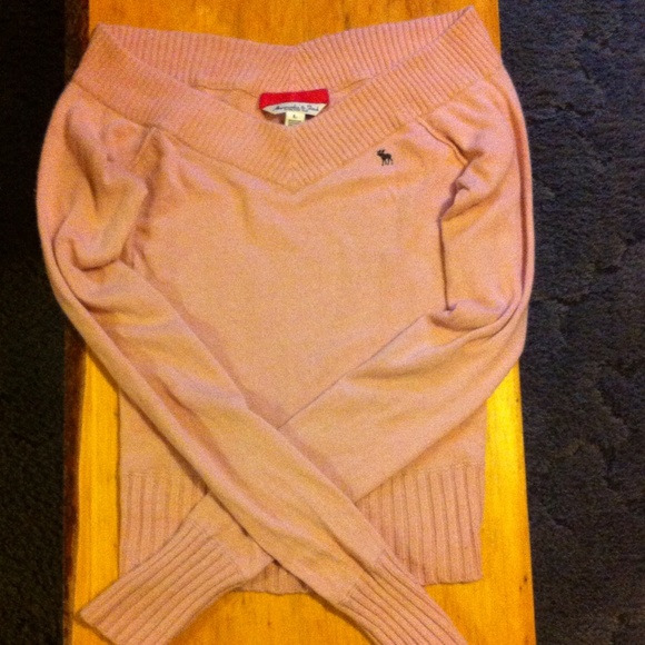 Pink Abercrombie & fitch LARGE sweater!!