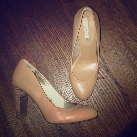 Banana Republic pumps