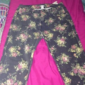 NWT Forever 21 jeans