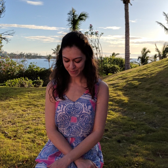 Welcome to my closet!!! - Picture 2 of 4