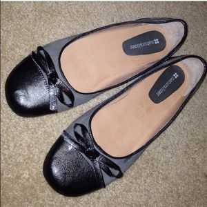Natutalizers Grey & Black Flats