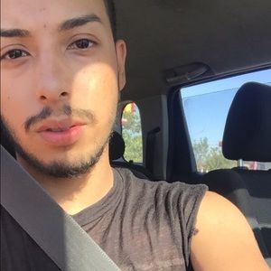 Meet your Posher, Andres