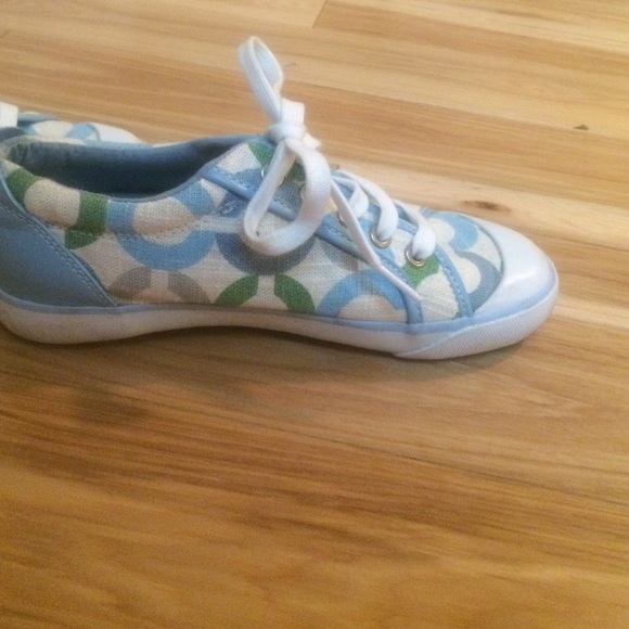 Coach shoes - Picture 3 of 3