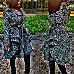 High collard trench coat
