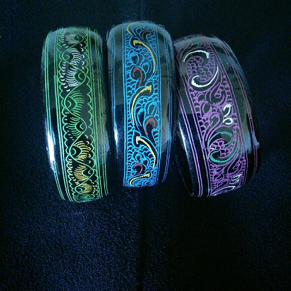 Bangles