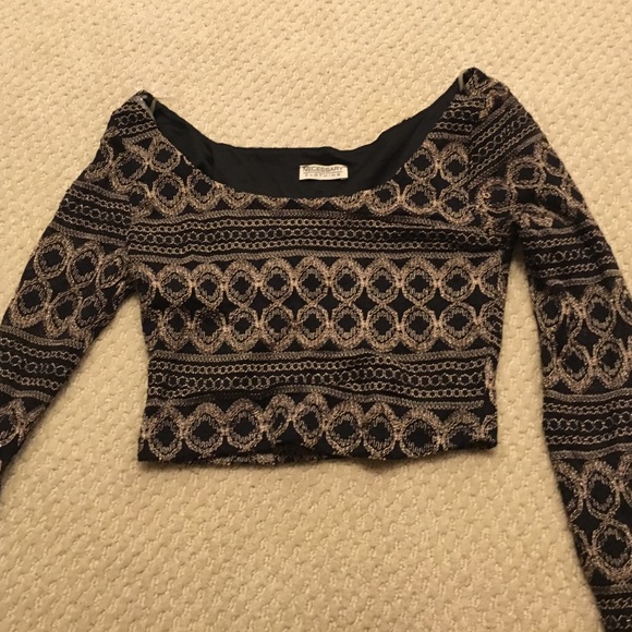 Crop top