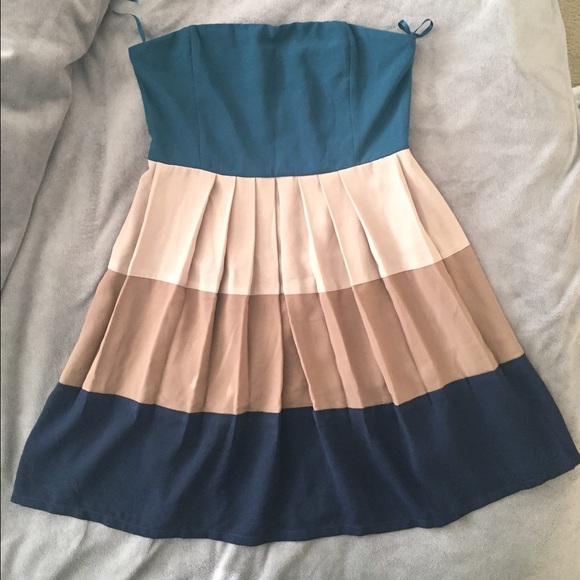 Strapless A-line dress.