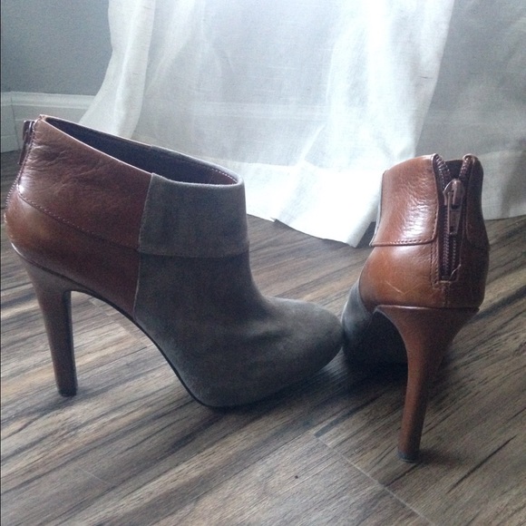 Jessica Simpson shoes. Size 8.