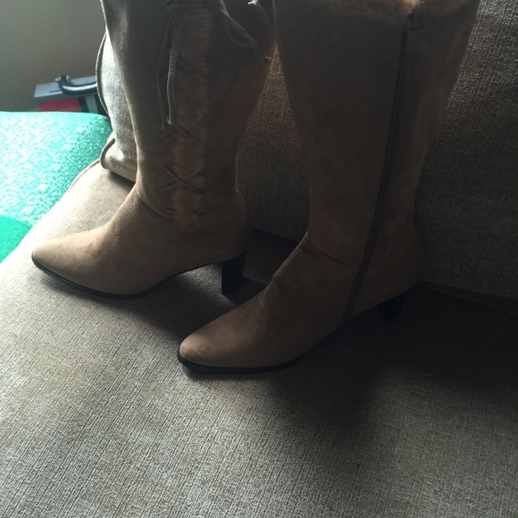 Boots - Picture 2 of 2